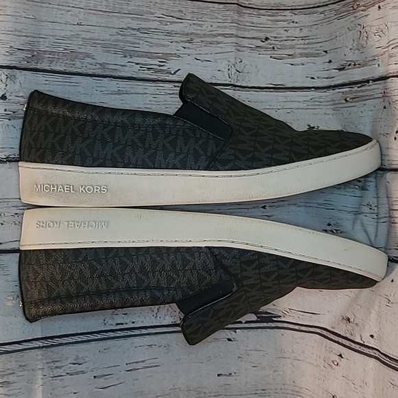 Women's MICHAEL Michael Kors Vlassic Logo Keaton Slip On Sneaker Sz. 11 - Picture 7 of 8